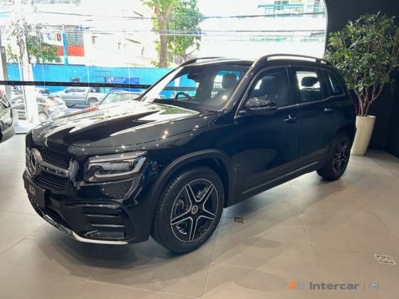 MERCEDES-BENZ GLB 220 2.0 MHEV AMG LINE 4MATIC 8G-DCT MERCEDES-BENZ GLB 220 2.0 MHEV AMG LINE 4MATIC 8G-DCT